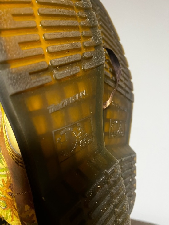 Dr. Martens Tan Leather Lace-Up Boots with Gold Hardware - Picture 10 of 10